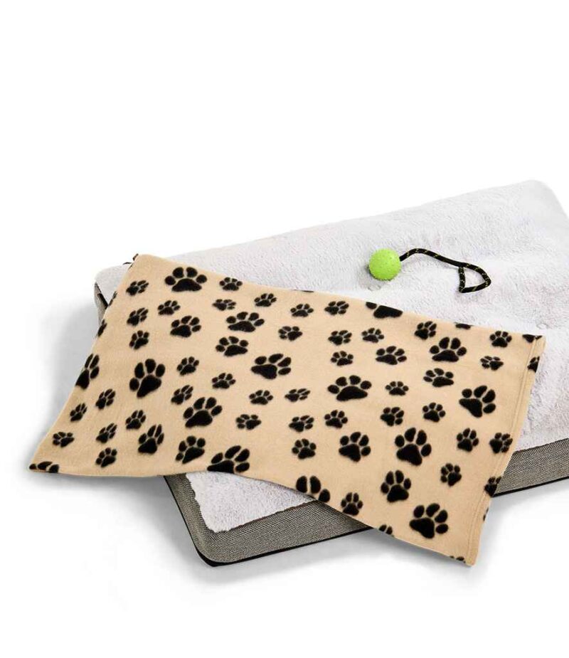 Brand Lab Pet Polar Fleece Blanket - Image 3